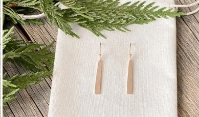 Classic Bar Earring Gold