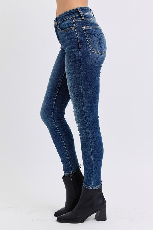 Judy Blue Full Size Run Mid-Rise Waist Skinny Jeans with Thermal Lining - online only